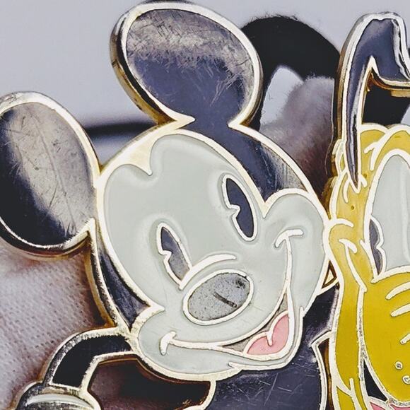 Disney Mickey Mouse Pluto Cast Member Exclusive Bolo Lanyard - Picture 3 of 10